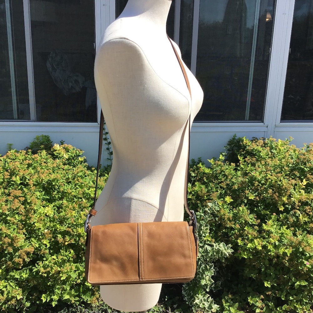 Coach tan bag